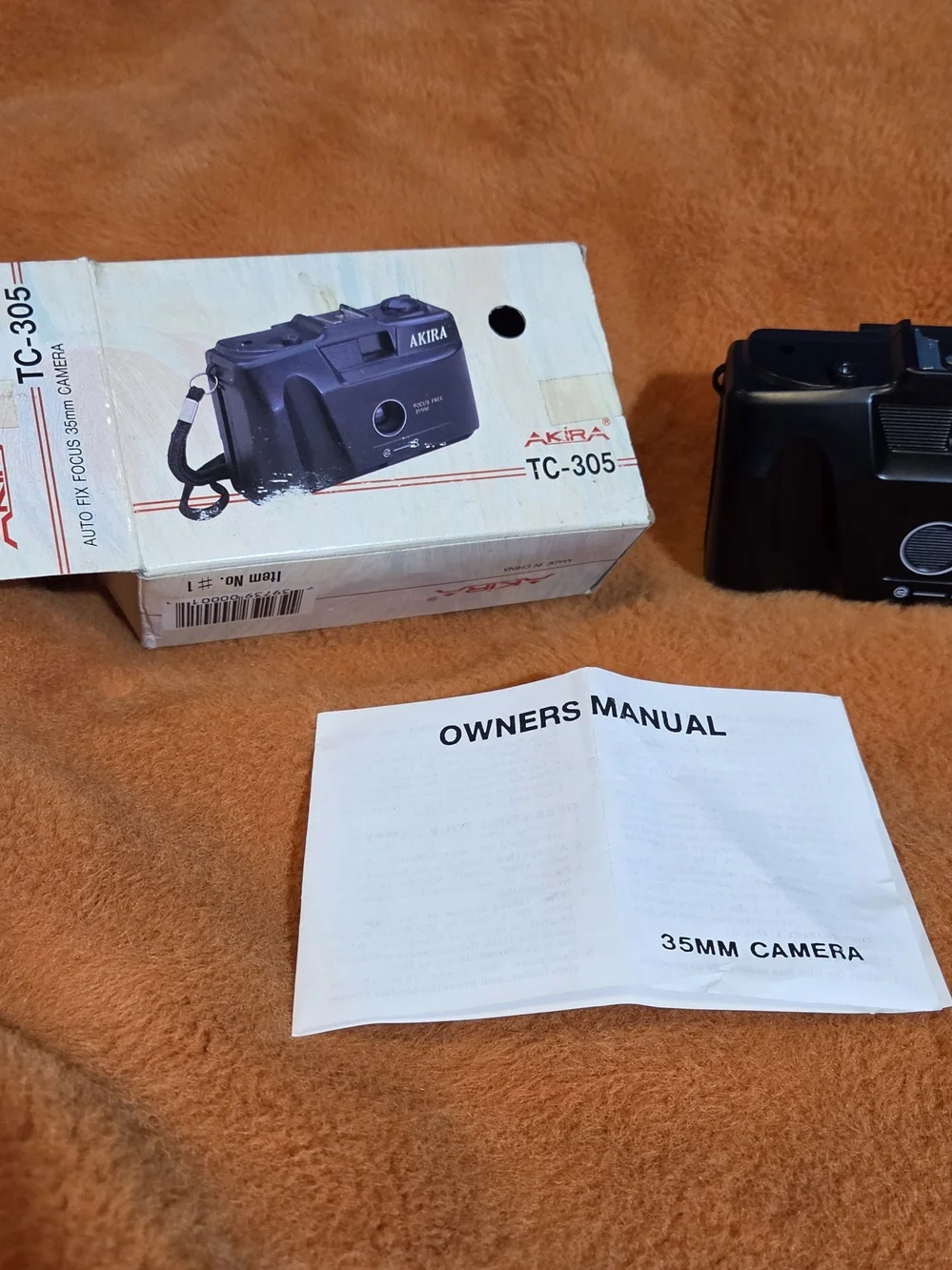 New In Box Vintage AKIRA TC-305 Black 35mm Point & Shoot Camera